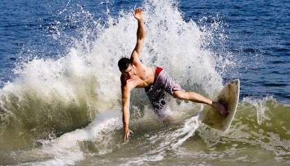 【九游体育官网】基恩断言英超争冠大结局，阿森纳已退出冠军争夺战