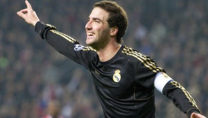 九游体育官网|贝克汉姆纪录片第六集聚焦家庭根源 维多利亚坦言我们都来自工薪阶级引共鸣