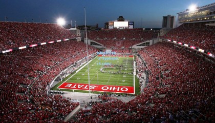 九游体育：西甲联赛激战正酣，豪门对决引爆全球球迷热情