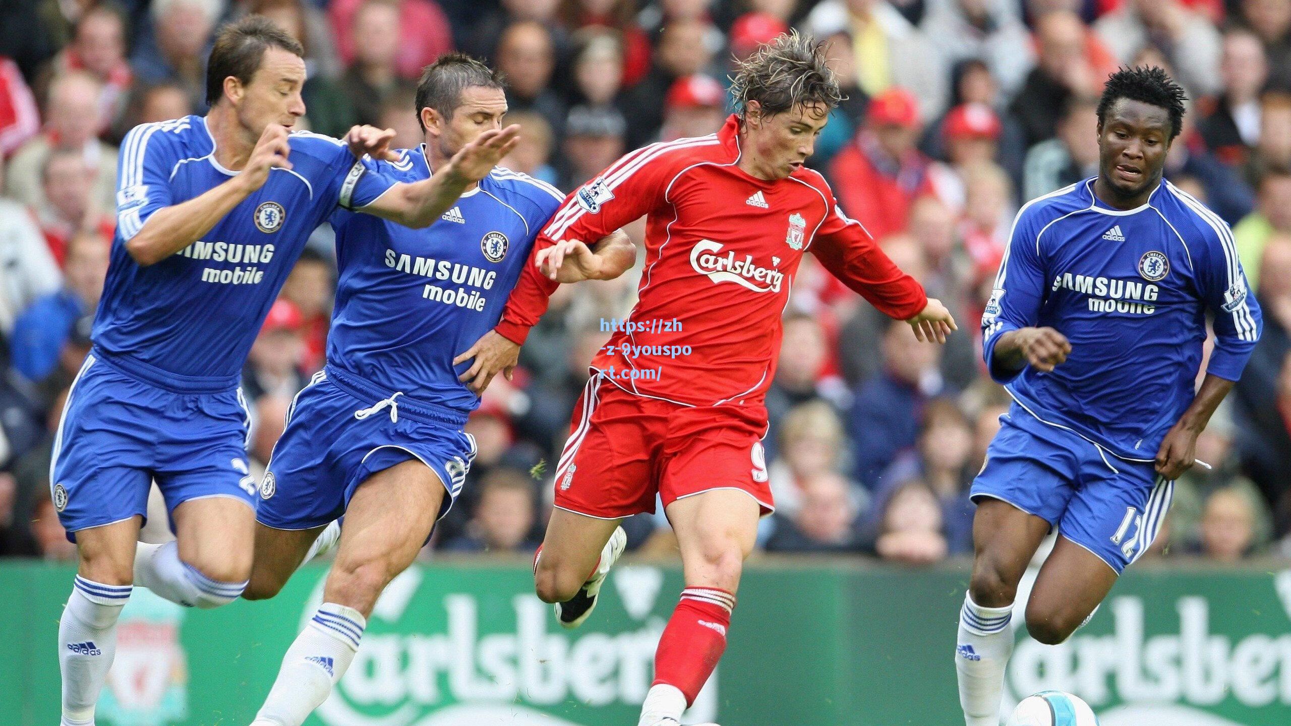 意甲争冠白热化,国际米兰绝杀登顶,AC米兰紧追不舍,尤文图斯掉队危机