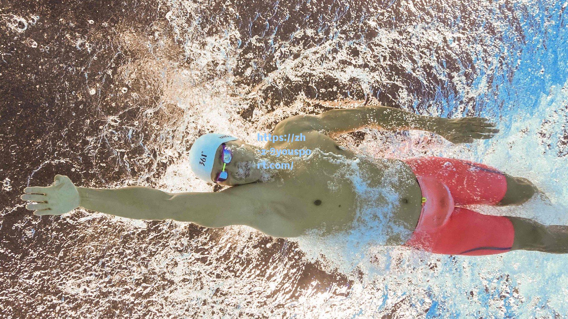 英超争冠悬念再起,曼城绝杀登顶,阿森纳紧追不舍